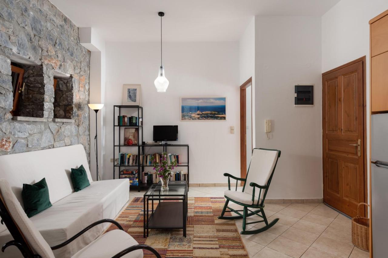 Aura Traditional Apartment Prinés Dış mekan fotoğraf